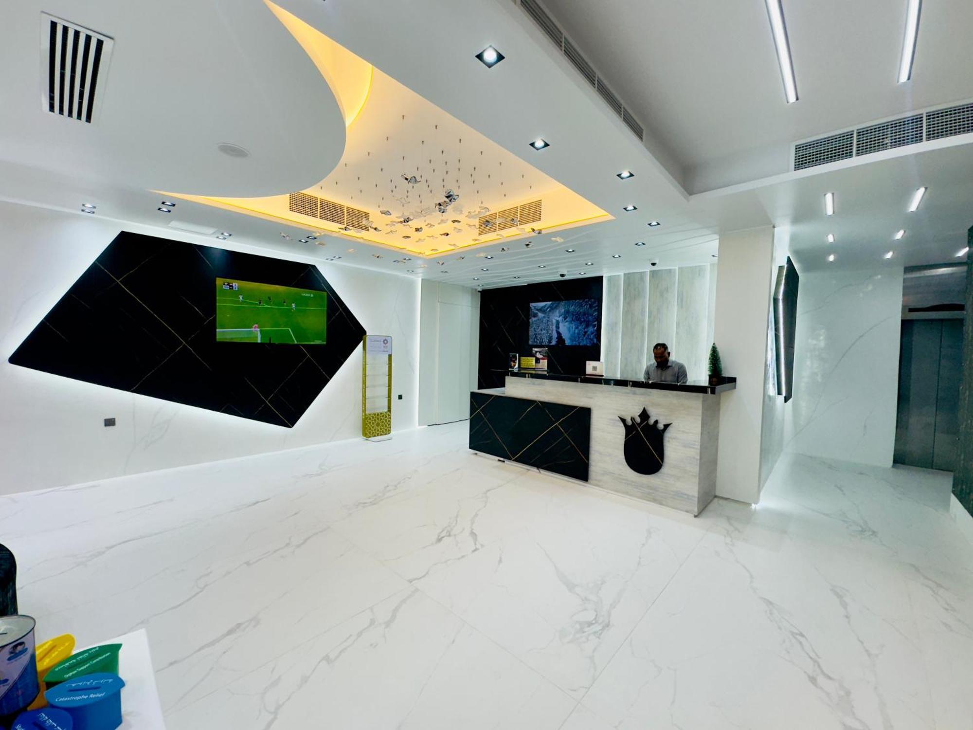 Sharjah Royal Tulip Hotel Apartments توليب رويال الشارقة Zewnętrze zdjęcie
