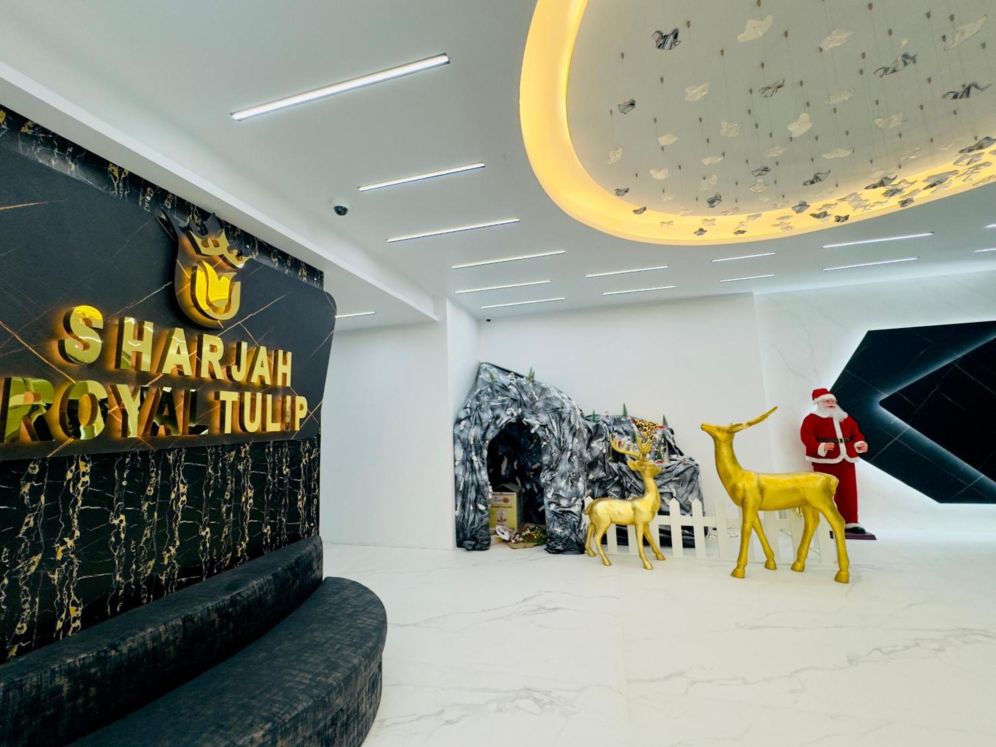Sharjah Royal Tulip Hotel Apartments توليب رويال الشارقة Zewnętrze zdjęcie